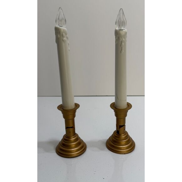 Vintage Christmas Around the World Decorative Battery Operated Window Candles - Picture 2 of 5